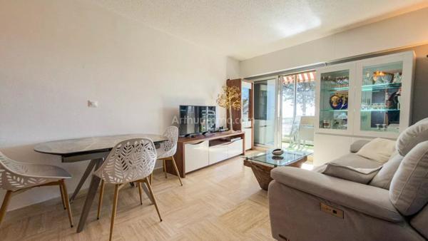 Vente                                                      Appartement
                        
                     2 pièces                      39 m2                     à Villeneuve-Loubet