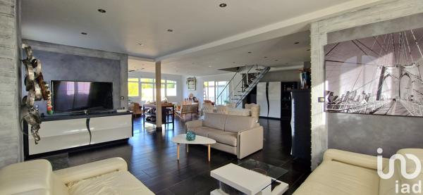 Maison à vendre 7 pièces 240 m² Armentières-en-Brie