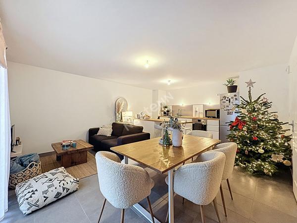 Magnifique duplex dans une résidence de 2016 avec terrasses et parking - à 100m de Bretonneau