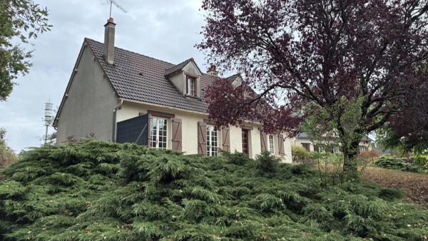 Grande maison de village