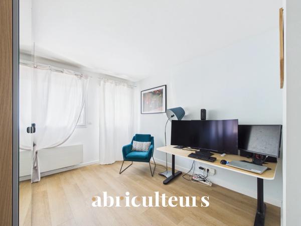 Bel Appartement T3 avec terrasse, parking et cave La Garenne-Colombes (92250)