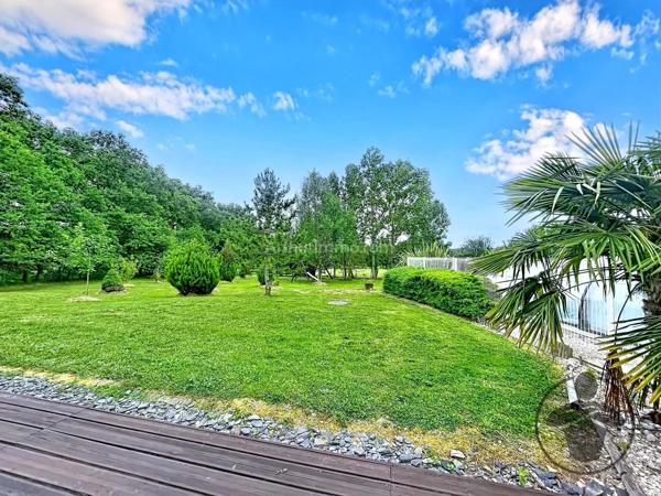 Location                                                      Maison
                        
                     2 pièces                      85 m2                     à Sauvignac