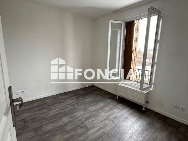 Location Appartement 3 pièces 39 m² - 73 RUE JEAN JAURES Arnouville 95400