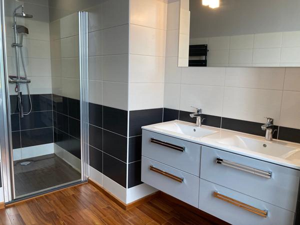 Grand appartement hyper centre - FONTENAY LE COMTE