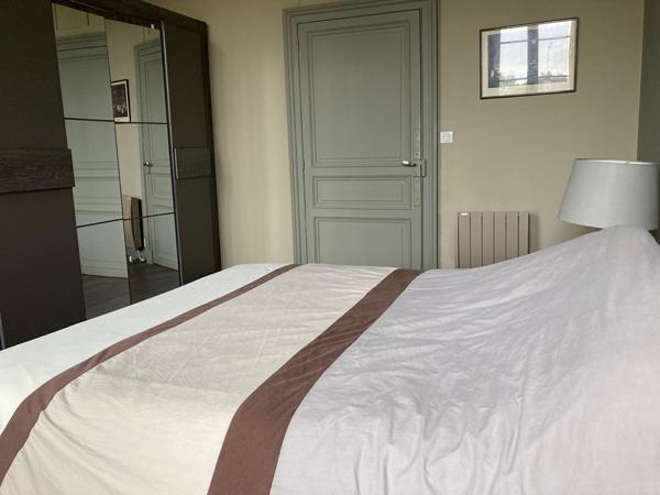Grand appartement hyper centre - FONTENAY LE COMTE
