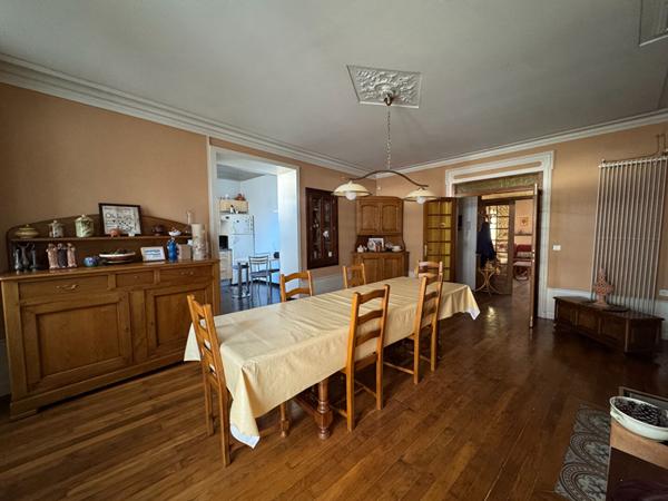 Appartement - 5 pièces - 139 m²