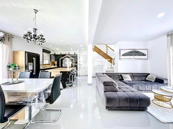 SPLENDIDE VILLA 2019 lumineuse, économe, au calme