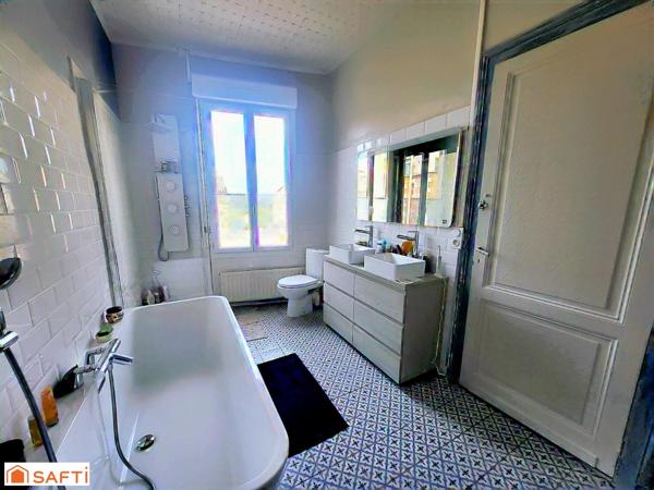 Maison de ville au coeur de Langoiran de 117m2