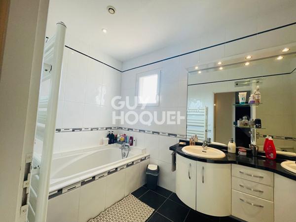 Maison 5 pièce(s) 135 m2 sur 1100 m² de terrain sans vis à vis