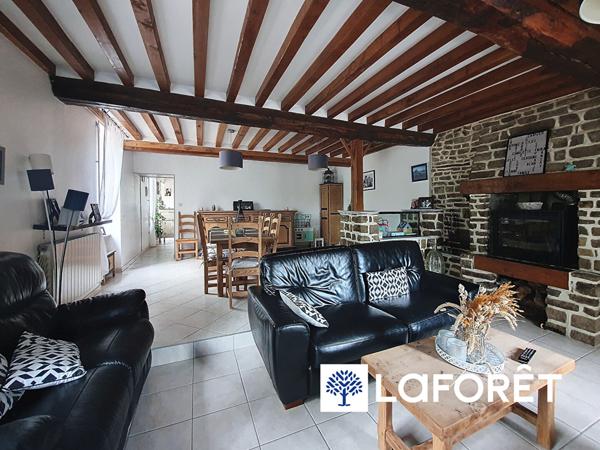 Achat maison près de LES MONTS D AUNAY - 15 pièce(s) - 287 m² - 279 150 €