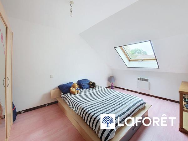 Achat maison près de LES MONTS D AUNAY - 15 pièce(s) - 287 m² - 279 150 €