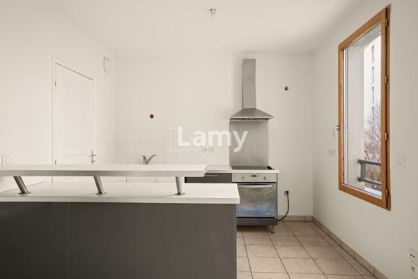 Parking + appartement