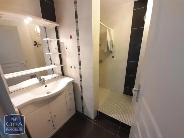 Appartement à louer 3 pièces 63.18m² Canet-en-Roussillon (66140)