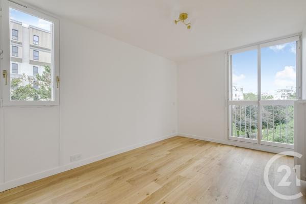 Appartement T5 à vendre  5 pièces - 114,49 m 2   PARIS  - 75015