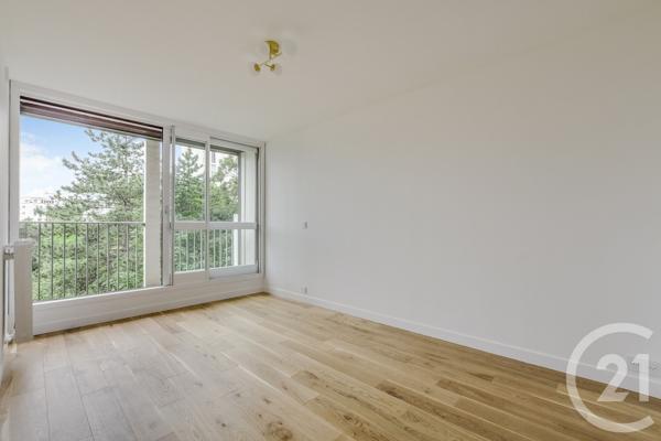 Appartement T5 à vendre  5 pièces - 114,49 m 2   PARIS  - 75015