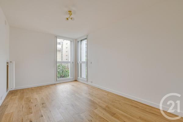 Appartement T5 à vendre  5 pièces - 114,49 m 2   PARIS  - 75015