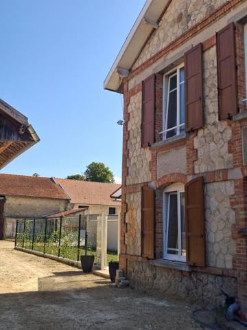 Maison Lavannes 5/6 pièce(s) 150 m2