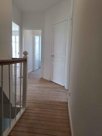 Maison Lavannes 5/6 pièce(s) 150 m2