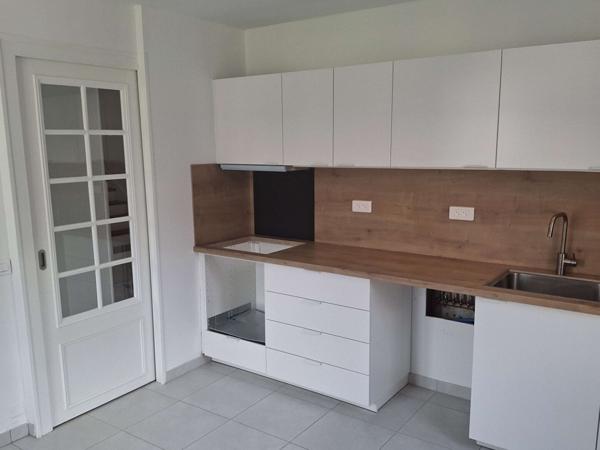 Maison Lavannes 5/6 pièce(s) 150 m2