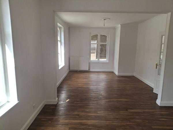 Maison Lavannes 5/6 pièce(s) 150 m2
