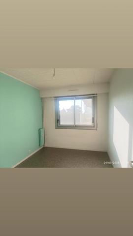 Grande appartement à Biarritz st charles avec parking boxable ET cave