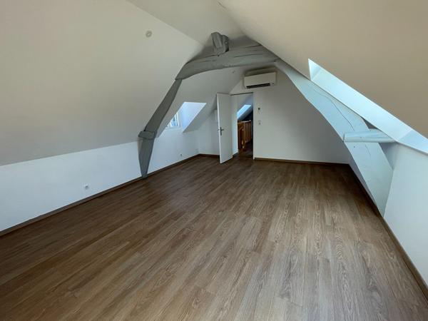 Location Maison Joué Les Tours Boulevard Chinon 4 pièces avec jardin