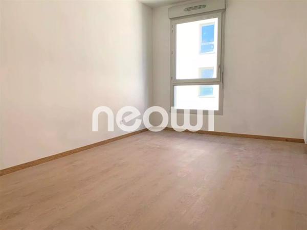 GRIGNY - Beau T3 de 66.35 m² avec terrasse 6.37 m² et garage