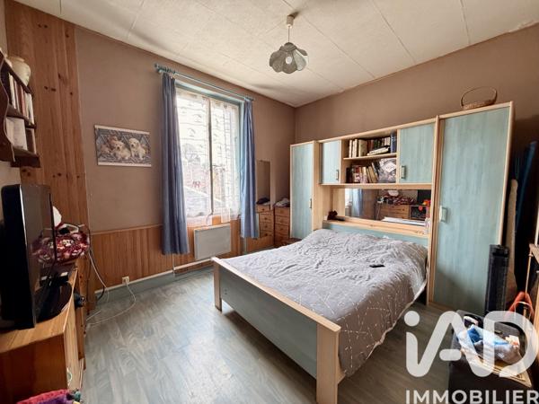 Immeuble à vendre 186 m² Neuvy-sur-Barangeon