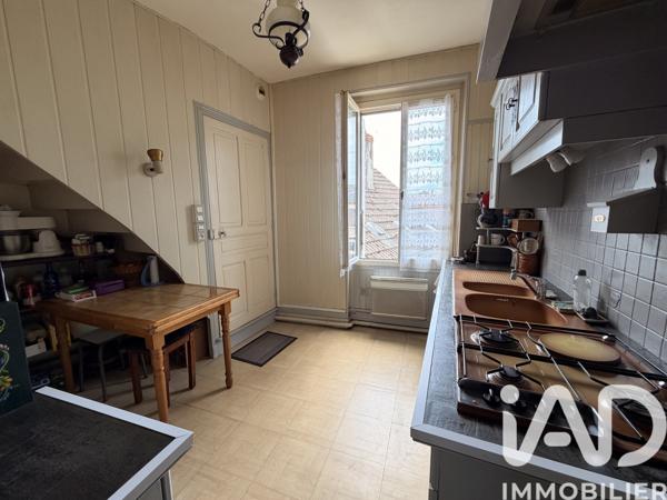 Immeuble à vendre 186 m² Neuvy-sur-Barangeon