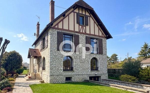 Maison à vendre    8 pièces • 168,27 m2 Veneux-les-Sablons