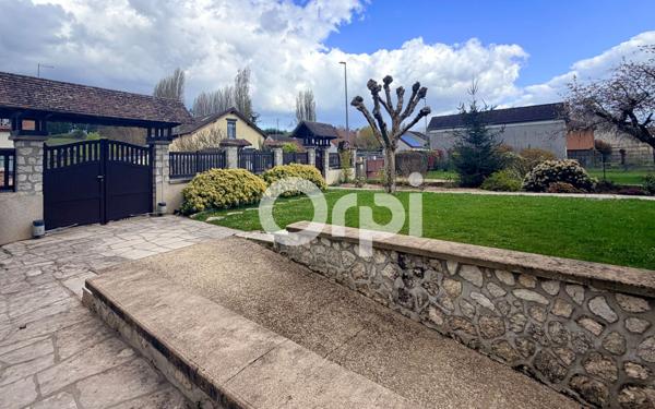 Maison à vendre    8 pièces • 168,27 m2 Veneux-les-Sablons