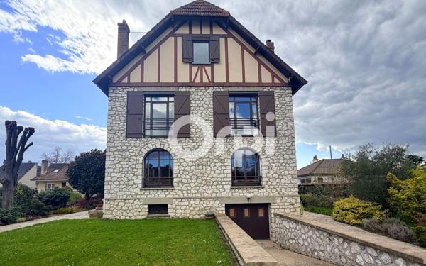 Maison à vendre    8 pièces • 168,27 m2 Veneux-les-Sablons