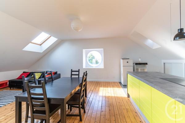 Appartement T3 à vendre  3 pièces - 70,52 m2 LAVAL - 53