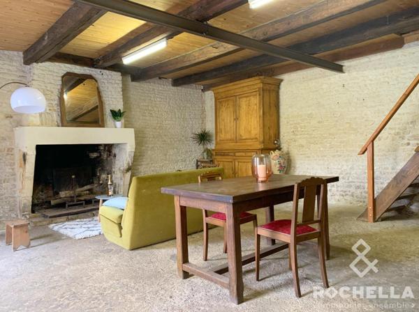 Maison ancienne en meollons 145m2 avec jardin, Aigrefeuille d'Aunis centre.