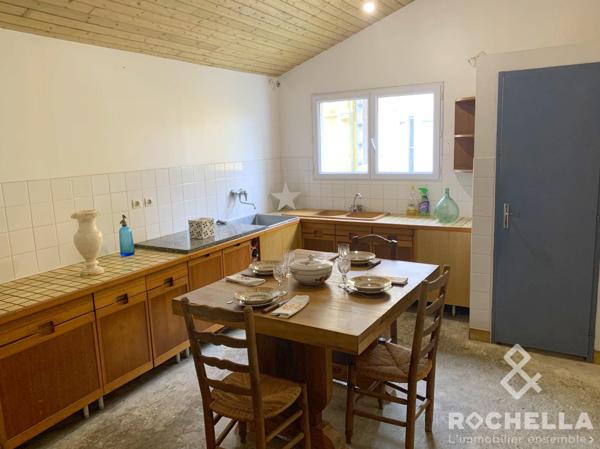 Maison ancienne en meollons 145m2 avec jardin, Aigrefeuille d'Aunis centre.