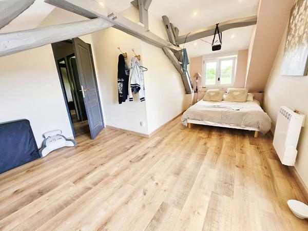 Maison de campagne 89 m² Pruillé L'Eguillé 2 chambres - 1 bureau