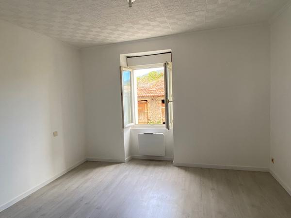 LE BOUSQUET D'ORB - Appartement 2 pièce(s) - 31.31 m² - 400 € CC