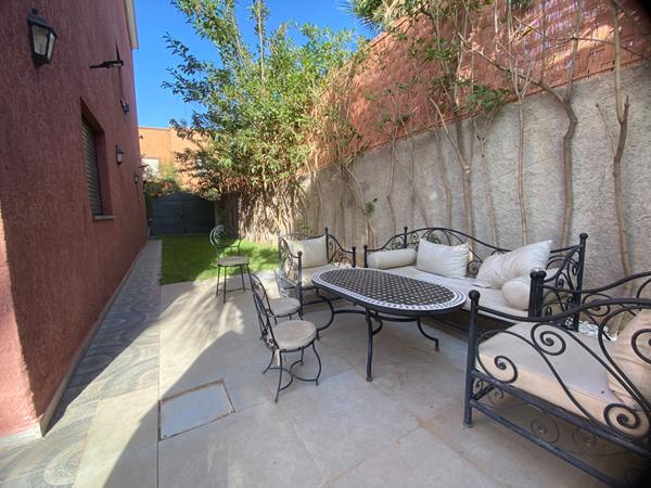 A vendre, Villa Moderne de 5 Chambres avec Vue sur l'Atlas - Route de l'Ourika - 18 km de Marrakech