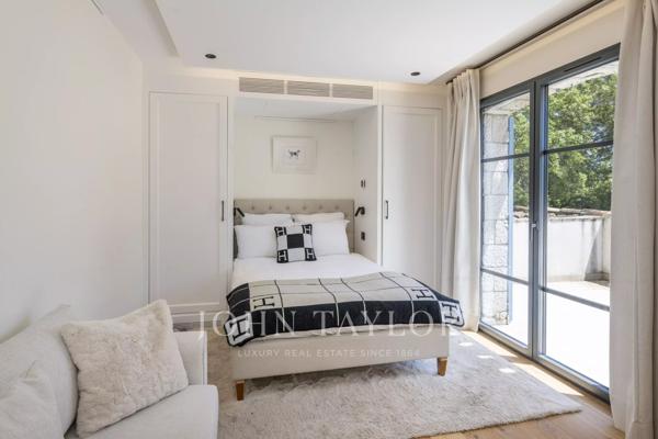 Villa provençale rénovée à proximité du village historique de Valbonne