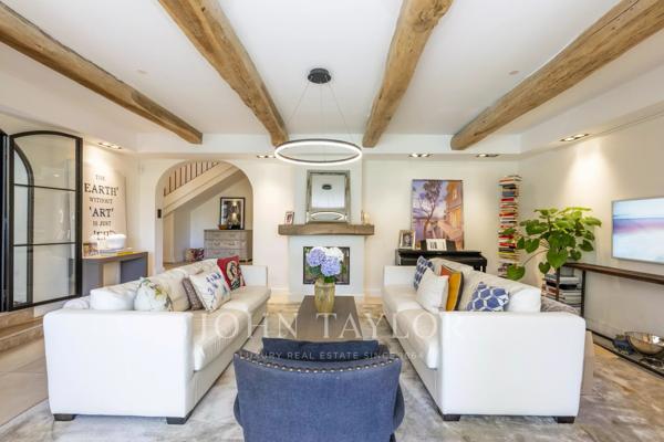 Villa provençale rénovée à proximité du village historique de Valbonne