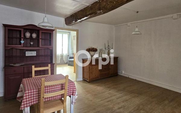 Maison à vendre    5 pièces •  Écuelles