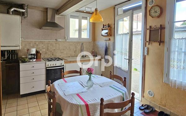 Maison à vendre    5 pièces •  Écuelles