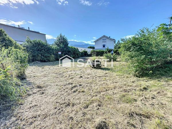 Terrain Constructible 710m²