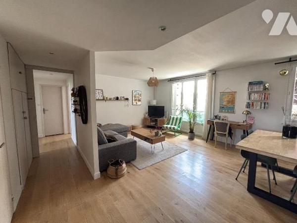 NOUVEAUTE Trente-Cinq Notaires ! RENNES Saint-Hélier - Saint-Yves

A 10min à pied de la Gare ...