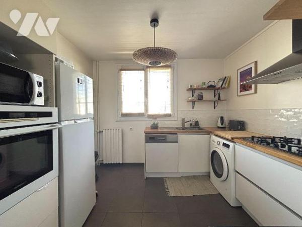 NOUVEAUTE Trente-Cinq Notaires ! RENNES Saint-Hélier - Saint-Yves

A 10min à pied de la Gare ...