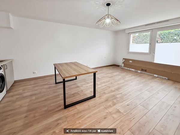 À LOUER - APPARTEMENT MEUBLÉ - MENNECY