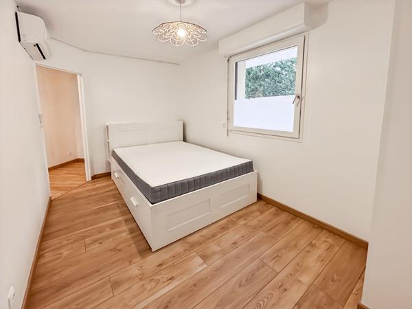 À LOUER - APPARTEMENT MEUBLÉ - MENNECY