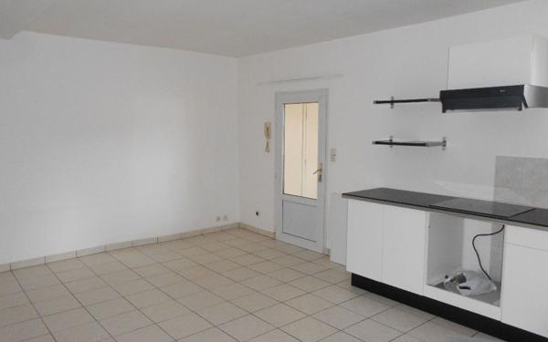 Appartement à louer    3 pièces •  Charly-sur-Marne