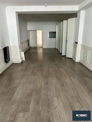 LOCAL COMMERCIAL - 93 M²
