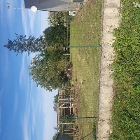 Terrain à bâtir non viabilisé d'une surface totale de 720 m²